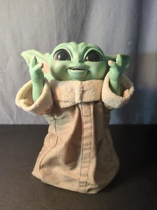Hasbro 2021 Star Wars Mandalorian Child Animatronic 9" Baby Yoda Talking Grogu - Picture 1 of 5