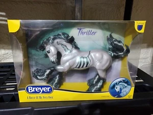 NIB Breyer Traditional Model #1833 Thriller 2021 Limited Edition Halloween Horse - Picture 1 of 6
