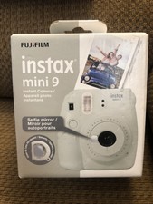 Fujifilm Instax Mini 9 Instant Camera - Smokey White ID C478781