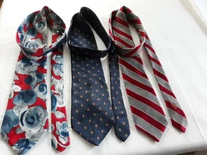 3 corbatas para hombre: Jonny Carson, Neo Bill Blass, Hickey Freeman, poliéster + seda. - Imagen 1 de 5