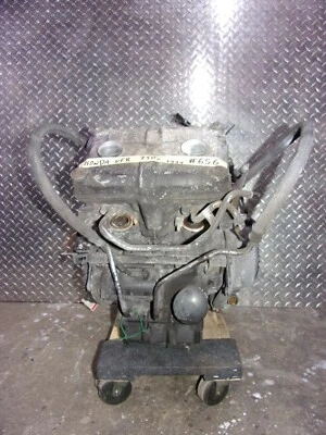 656 A HONDA INTERCEPTOR VFR 750 F 1994 OEM ENGINE T 49R Foto 1 de 4