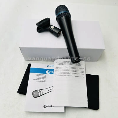 e945 有线超级心型动态手持麦克风早期盒装版现货 — 第 1/4 张图片