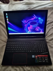 MSI Raider Gaming Laptop I7-7700HQ, GTX 1070, 16GB Ram - Picture 1 of 14