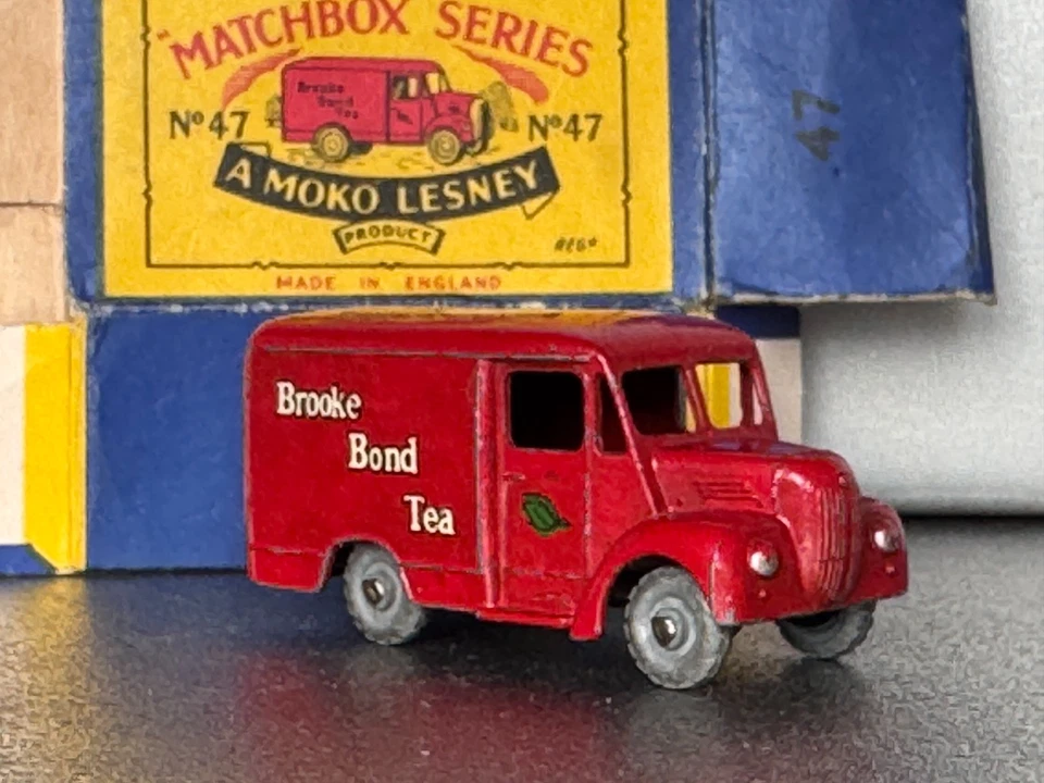 MATCHBOX LESNEY 1-75 TROJAN VAN  No 47 BROOK BOND TEA BOXED ORIGINAL BOX  - Image 1 of 4