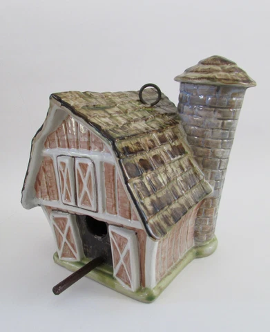 Louisville Stoneware Kentucky Country Barn Bird House Cover