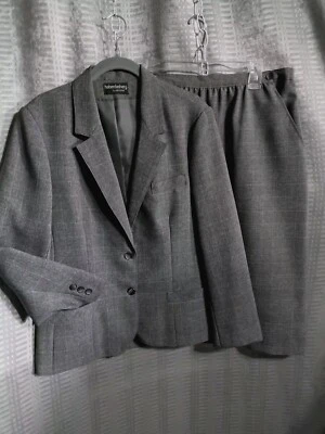 Traje de mujer Haberdashery talla 10 falda-chaqueta top abrigo venta $11,99 Foto 1 de 4