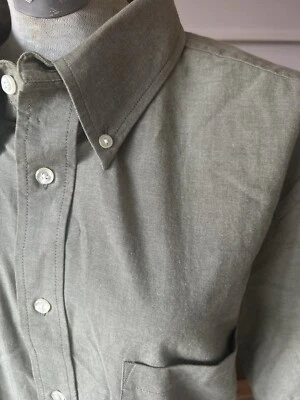 Camisa de zinc grande para hombre verde salvia resistente a las arrugas negocios informal abotonada Foto 1 de 4