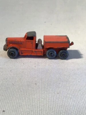 Moko Lesney Matchbox Diamond T Camion trattore cod.15a Serie 1-75. accettabile - Immagine 1 di 4