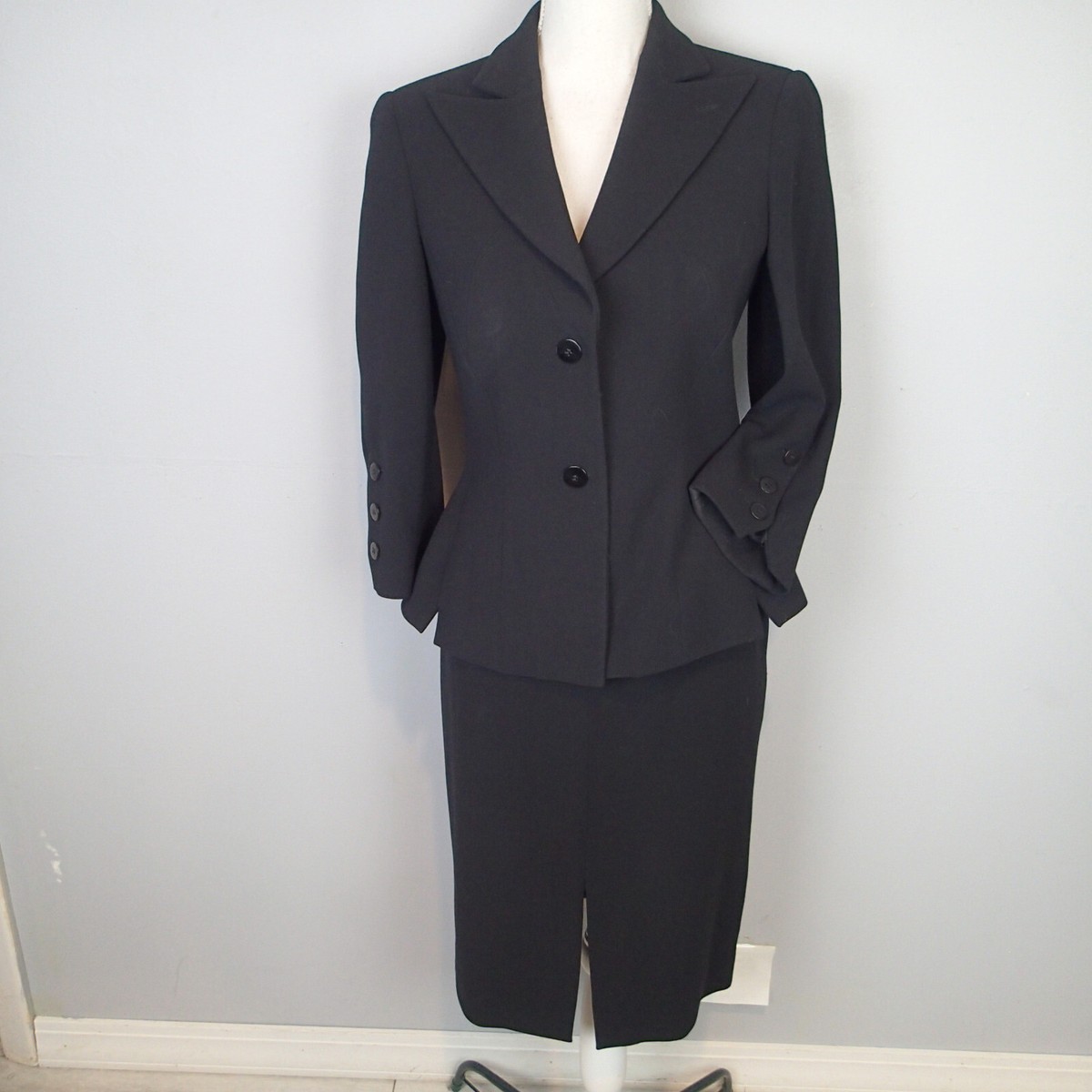 Giorgio Armani Black Label In Women's Suits & Blazers for Giorgio Armani Black Label In Women's Suits & Blazers for