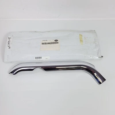 Cubierta protectora de tubo de escape cruzado cromado Harley-Davidson EVO Softail 1995-1999 Foto 1 de 4