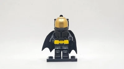 LEGO minifigure Space Batsuit sh0452 DC LEGO Batman Movie 70923 Bat-Shuttle - Image 1 of 4