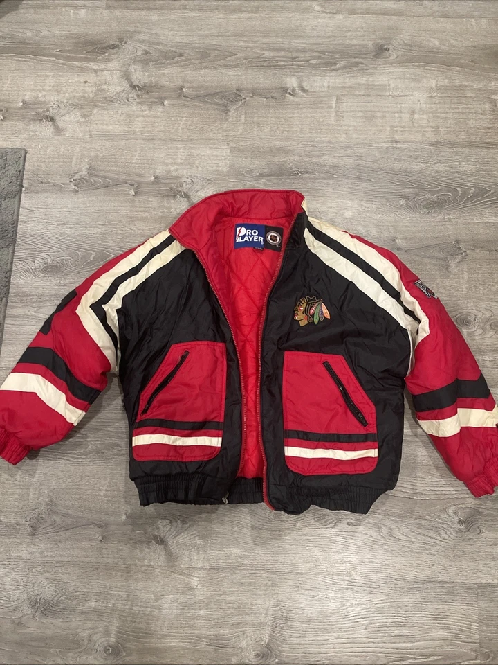 Vintage Pro Player Officially Licensed NHL Chicago Blackhawks Men’s XL Jacket - Image 1 of 4