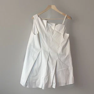 NWOT COS Asymmetric Pleated Sleeveless Top Tunic White Sz 6 - Picture 1 of 13