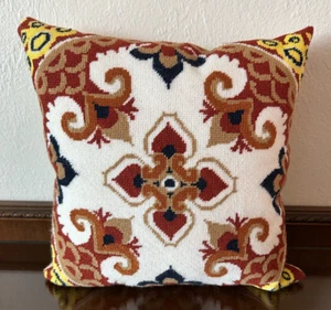 Vintage Nadelkissen mehrfarbig 14 Zoll quadratisch geometrisch Fleur de Lis - Bild 1 von 4