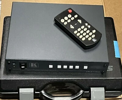 Kramer VP-411DS 4x1 Automatic UXGA/Audio Switcher w/ Remote Control & AC Adapter - Image 1 of 4
