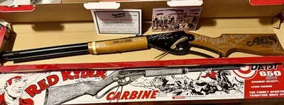 A CHRISTMAS STORY 40TH ANNIVERSARY RED RYDER BB GUN CAST SIGNED #126 OF #500 - Image 1 of 4