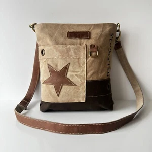 Leather Star Vintage Style Messenger Crossbody Bag - Versatile and Stylish - Picture 1 of 7