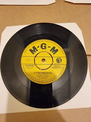 Conway Twitty. It's Only Make Believe. 7 Inch Single. Record Vinyl.  G - Image 1 of 3