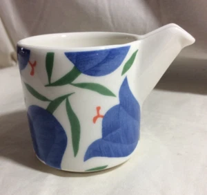 De colección Arabia de Finlandia Heikki Orvola Azul Tulipanes Diseño Baladas Creamer EVC - Imagen 1 de 7