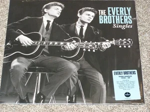 THE EVERLY BROTHERS "SINGLES" U.K. LP PRESSED ON BLUE VINYL - Picture 1 of 2