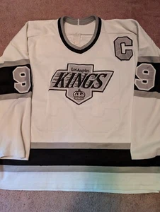 NHL CCM Maska Los Angeles Kings Wayne Gretzky Hockey Jersey, Size XL - Picture 1 of 4