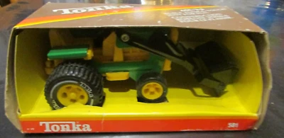 Tracteur Tonka vert et jaune ref 581 de 1980 neuf en boite - Photo 1/4