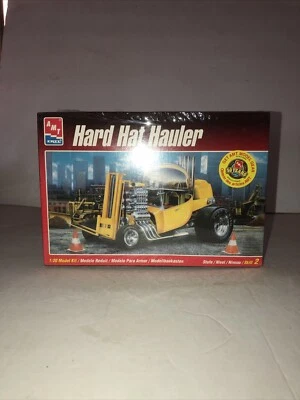 Vintage Amt 1-20 Scale Hard Hat Hauler (Sealed) - Image 1 of 4