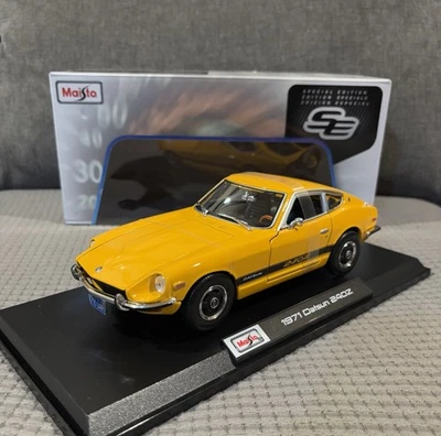 1/18 Maisto 1971 Datsun 240z Yellow Diecast Special Edition - Image 1 of 4