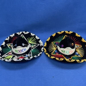 De colección Mini Sombrero Mexicano Mariachi Sombrero PAR Negro Terciopelo Dorado 6 pulgadas Detallado - Imagen 1 de 21