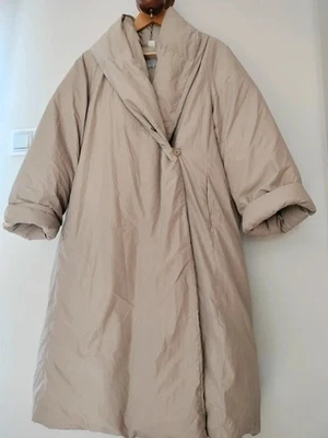 Max Mara down coat long overcoat 40/42 - Image 1 of 4