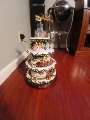 Bradford exchange wonderful world of Disney Christmas tree decor 75 caricatures - Image 1 of 4