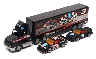 Matchbox Winross 14602 - Transporter & 2 Chevrolet Nascar Goodwrench D Earnhardt - Image 1 of 4