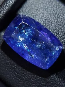 Iridescent Tanzanite Gemstone - Faceted Natural Blue Tanzanite 12.40 CTS - Bild 1 von 10