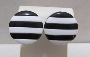 Vtg Layered Black & White Stripe Lucite 1-1/8” Round Post Pierced Earrings - Picture 1 of 11