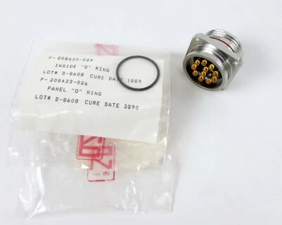 Pyle 5727490-17 Hermetic Connector Square Flange Receptacle 11 AU Pins w/ O Ring - Image 1 of 3