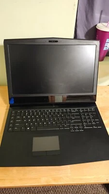 Alienware 17 R4 Laptop i7-7700HQ NVIDIA 1070 16GB RAM 250GB & 128GB SSD 1TB HDD - Image 1 of 4