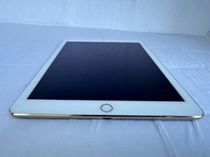 Apple iPad Air 2 32GB, WLAN, 24,64 cm, (9,7 Zoll) - Silber - Bild 1 von 12