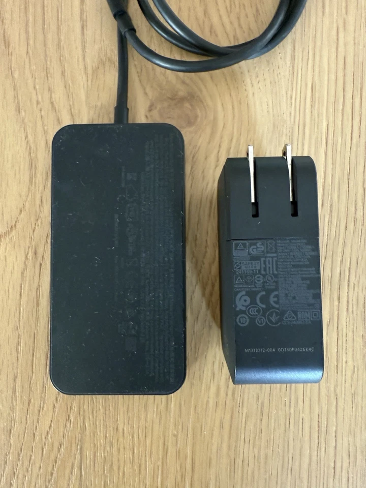 Microsoft Surface USB4 Dock - Gigabit Ethernet, USB C to 2xUSB-C/1xUSB-A/HDMI - Image 1 of 4