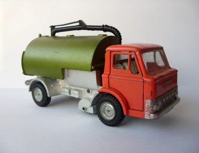 Vintage Dinky Toys 451 Johnston Road Sweeper 1974 Diecast Ford Working Vehicle - Image 1 of 4