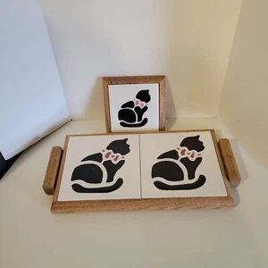 Vintage Set of 2 Unbranded Ceramic Tile & Oak Cat Trivets - Picture 1 of 4