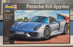 Revell Porsche 918 Spyder kit modellino scala 1:24 07026 ~ completo di scatola - Foto 1 di 2