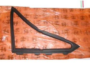 GUARNIZIONE VETRO DEFLETTORE ALFETTA GT 1600 1800 GTV 2000 - Picture 1 of 4