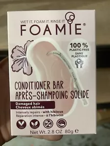Foamie Natural Hibiskiss Conditioner Bar - For Oily and Damaged Hair - Cruelty, - Picture 1 of 2