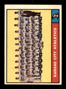 1961 Topps #297 Athletics Team EXMT/EXMT+ Athletics 535508