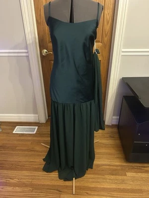 Women’s Maternity Emerald Green Formal Photoshoot Baby Shower Dress Size L-XL - image 1 of 4