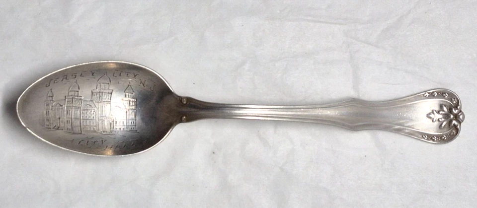 Camiseta Reed & Barton 1912 Ayuntamiento Nueva Jersey 25 aniversario Cuchara de plata de ley, 30 g Foto 1 de 4