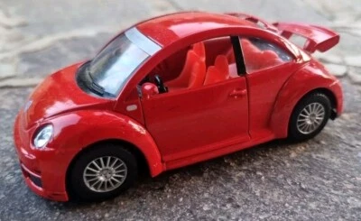 KINSMART - VOLKSWAGEN NEW BEETLE RSI - ROSSA - SCALA 1/32 - VINTAGE - A MOLLA - Immagine 1 di 4