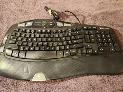 Logitech Wave Y-UV90 Ergonomic Wired USB Multimedia Keyboard TESTED WORKING - Image 1 of 4