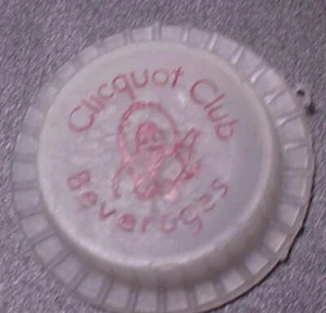 Clicquot Club Soda Bottle Plastic Reseal Cap  - 14B7 - Picture 1 of 1
