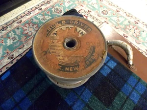 Vintage WILBUR B. DRIVER 3 Pound NIL STAIN Wire Spool Hardware Collector W/ Wire - Picture 1 of 5
